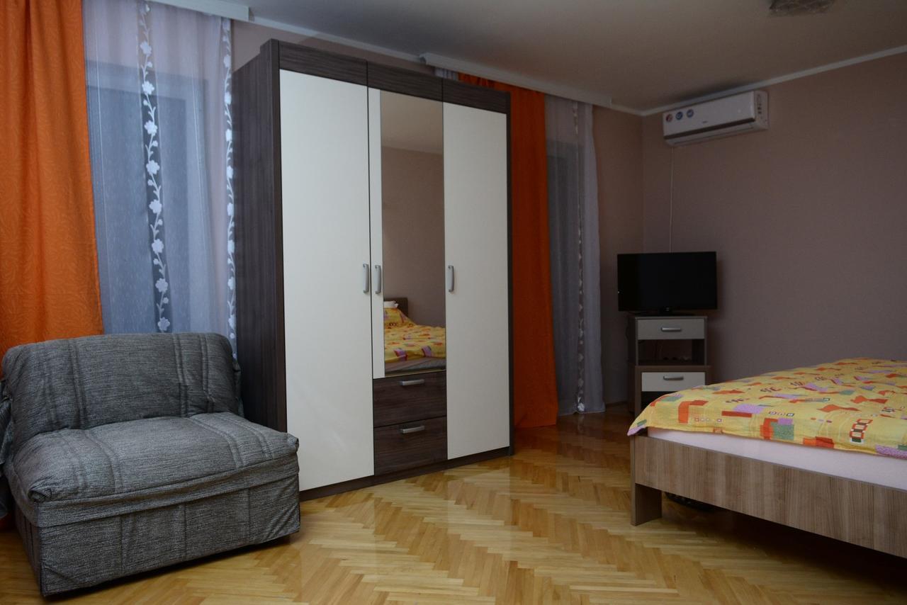 Apartmani Micic Vrnjacka Banja Ngoại thất bức ảnh