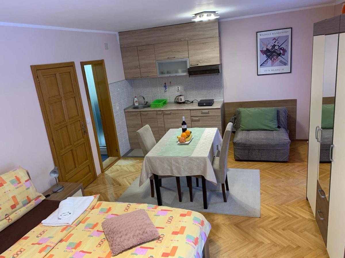 Apartmani Micic Vrnjacka Banja Ngoại thất bức ảnh